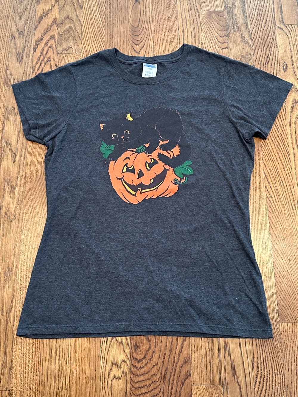 🐈‍⬛🎃 Women’s Vintage Style Halloween Top